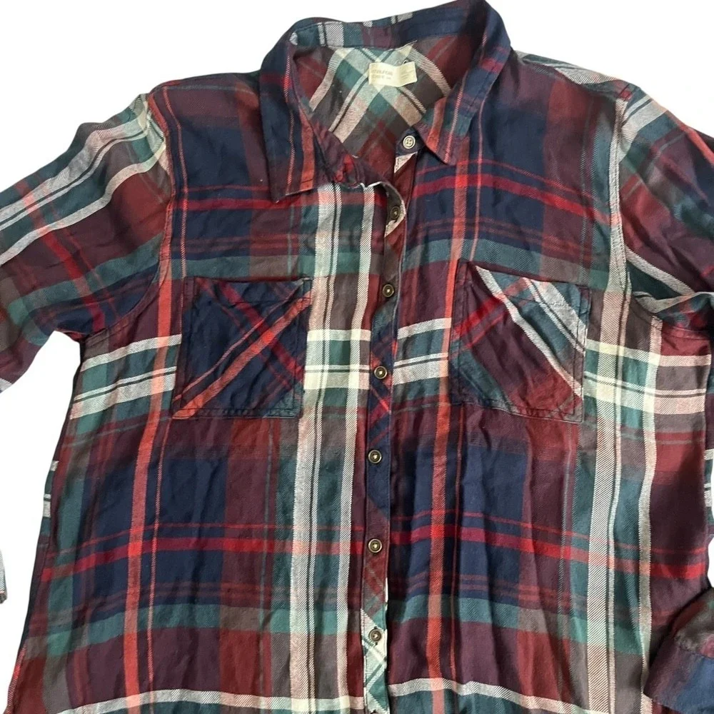 Maurices Relaxed Fit Tunic Plaid Button‎ Down Shirt XXL Burgundy Navy Rayon